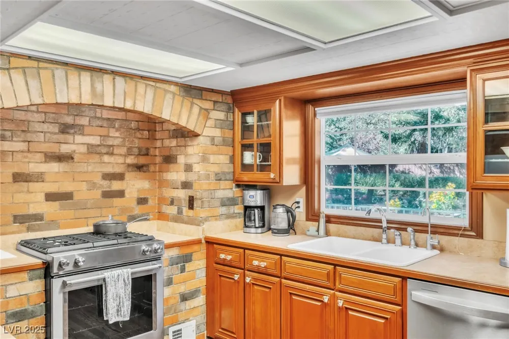 4063 Zugspitz Way Mount Charleston, NV 89124