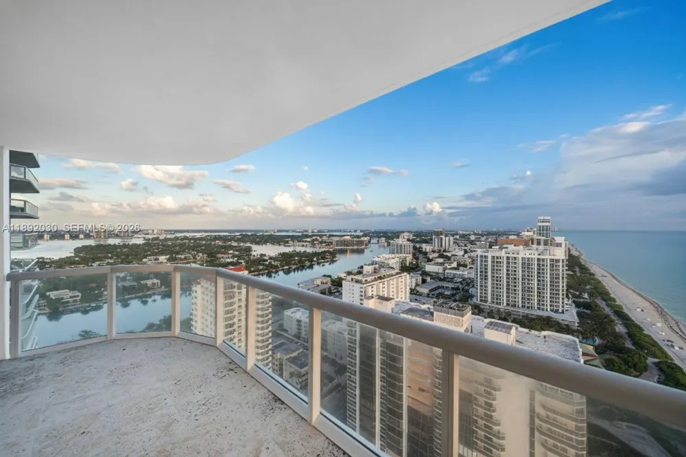 6365 Collins Ave #2901 Miami Beach, FL 33141