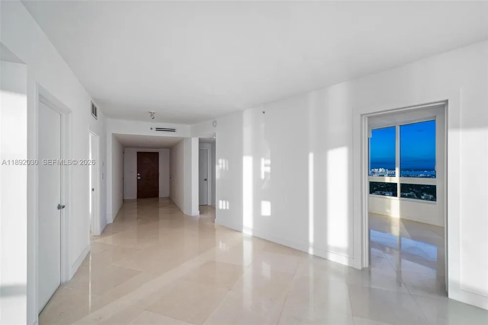 6365 Collins Ave #2901 Miami Beach, FL 33141