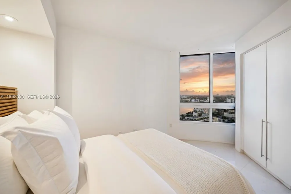 6365 Collins Ave #2901 Miami Beach, FL 33141