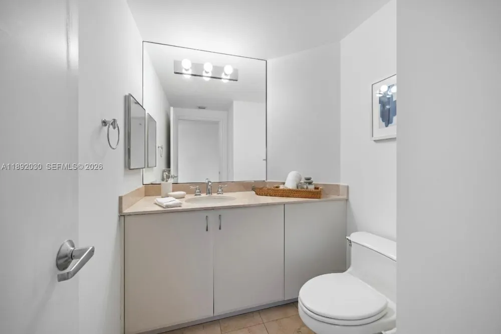 6365 Collins Ave #2901 Miami Beach, FL 33141
