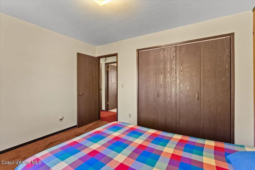 15200 RIMROCK ROAD Hayden, ID 83835