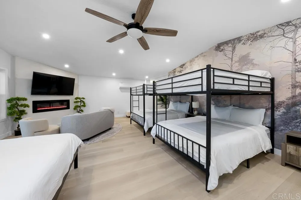 1286 Rippey Street El Cajon, CA 92020