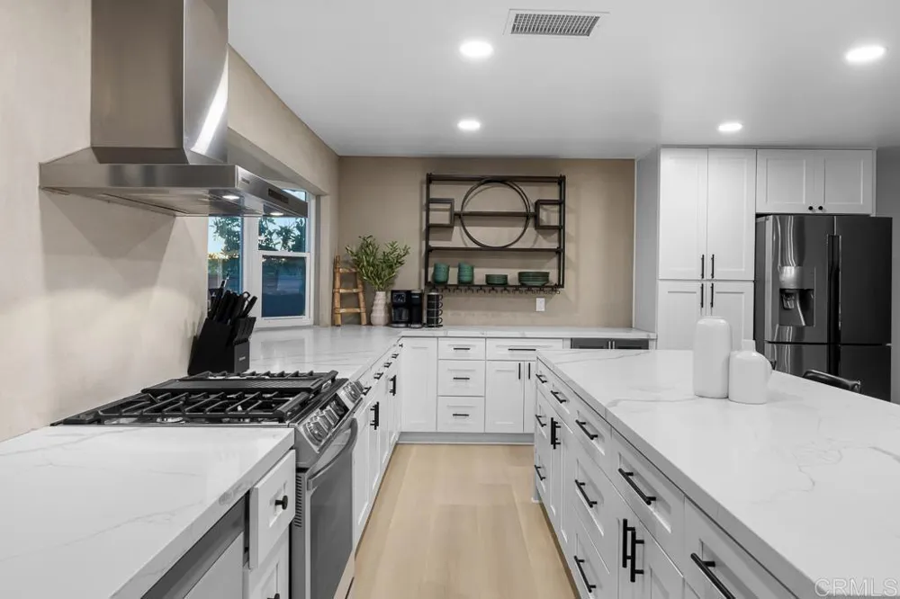 1286 Rippey Street El Cajon, CA 92020