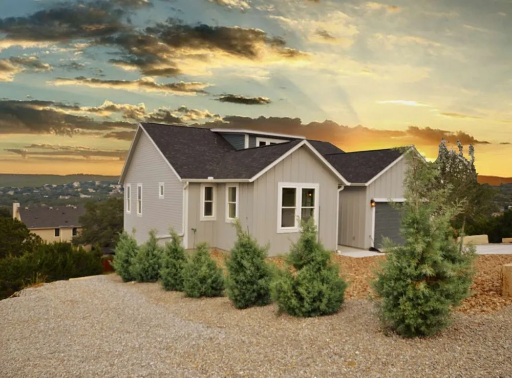 22108 Moulin Drive Briarcliff, TX 78669