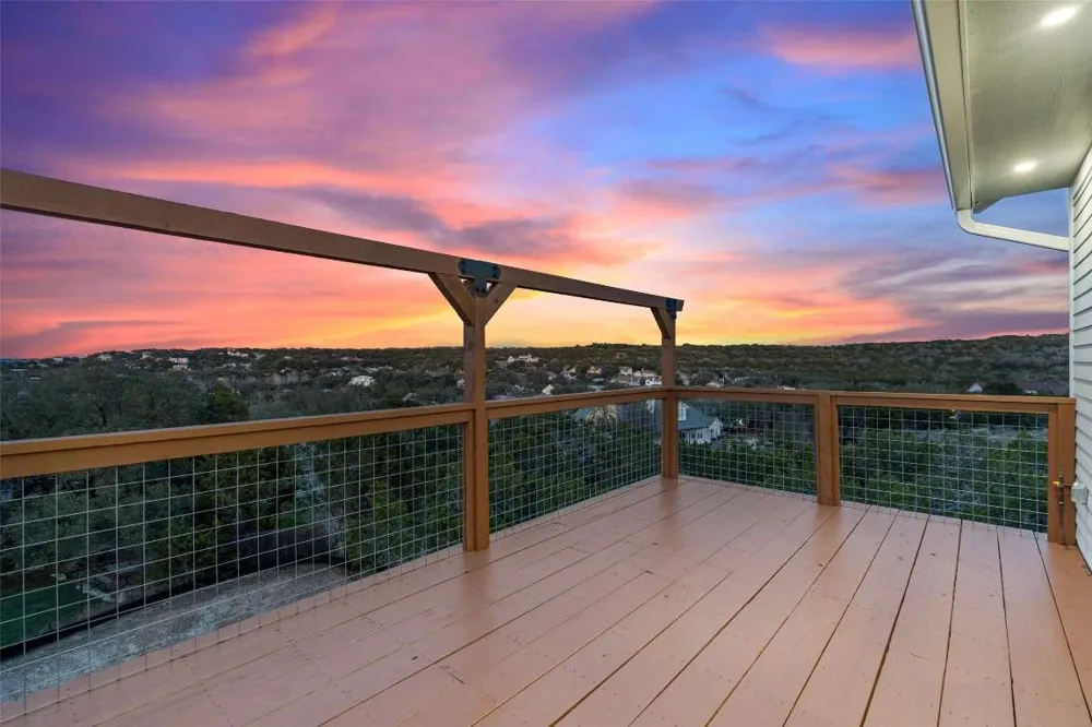 22108 Moulin Drive Briarcliff, TX 78669
