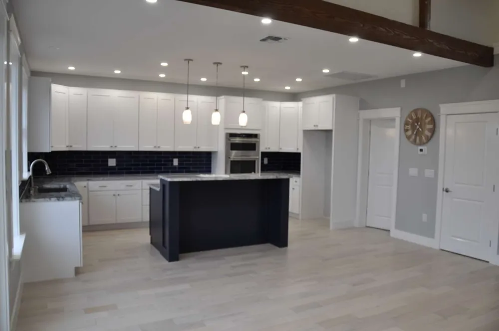 22108 Moulin Drive Briarcliff, TX 78669