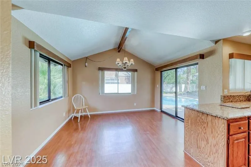 2504 Windjammer Way Las Vegas, NV 89107