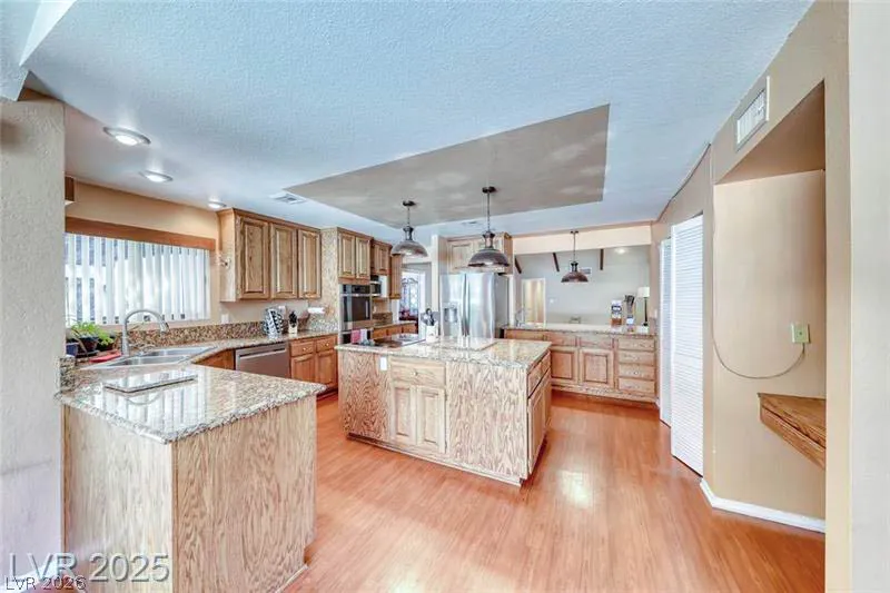 2504 Windjammer Way Las Vegas, NV 89107