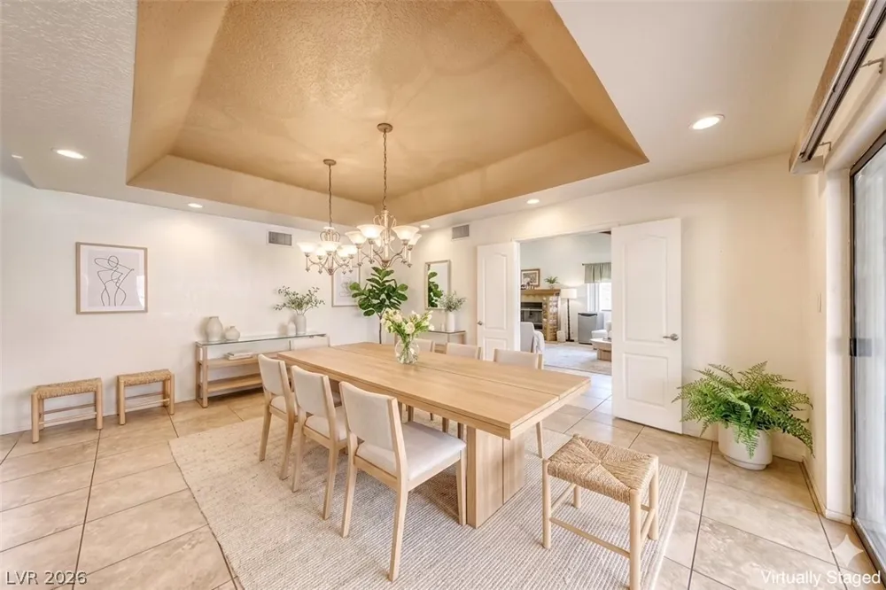 2504 Windjammer Way Las Vegas, NV 89107