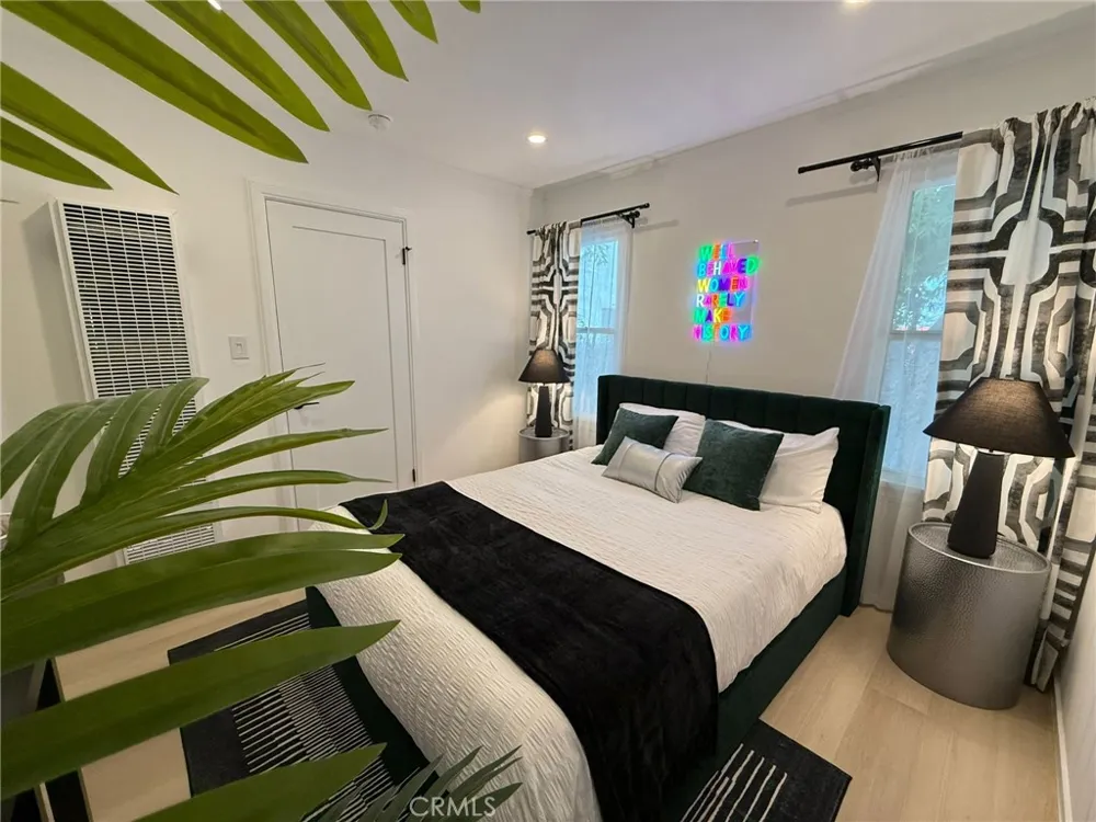 1123 Vista Street West Hollywood, CA 90046