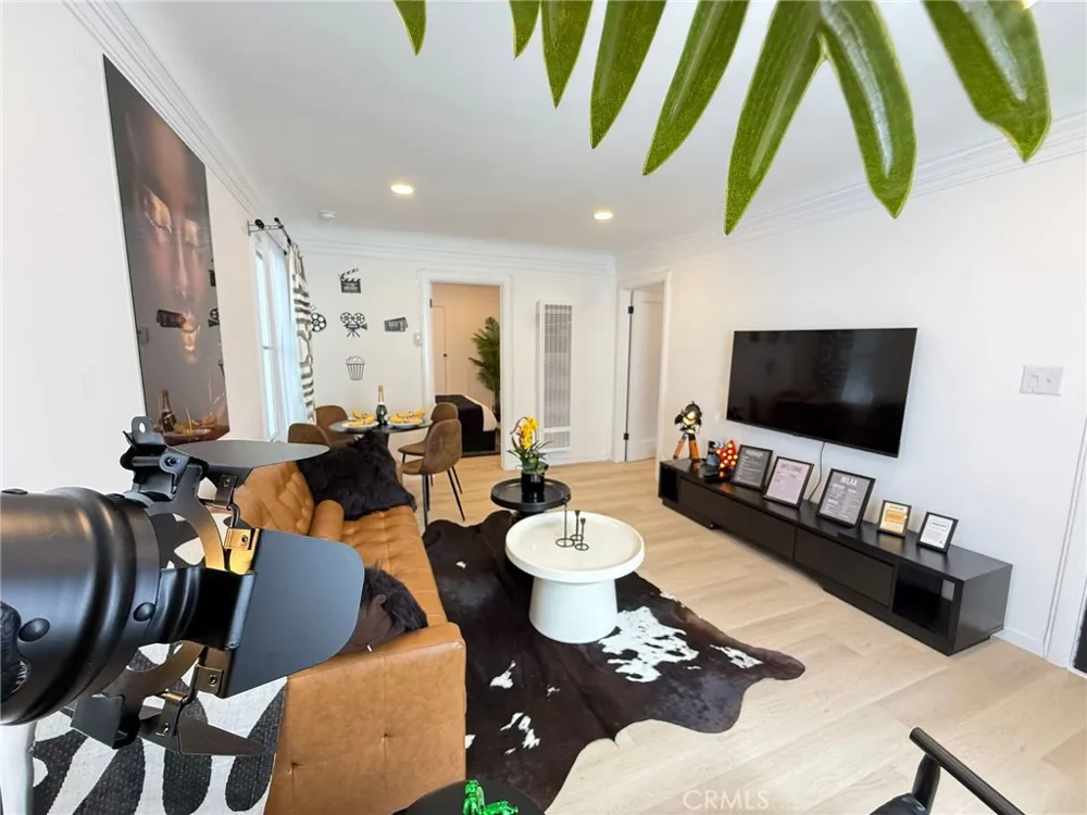 1123 Vista Street West Hollywood, CA 90046