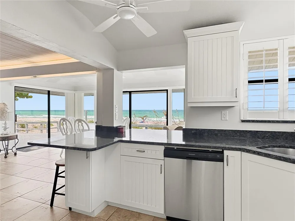 2823 GULF OF MEXICO DRIVE Longboat Key, FL 34228