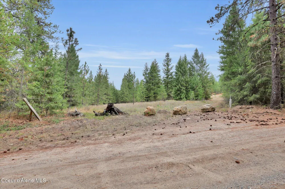 1571 Stone Road Blanchard, ID 83804