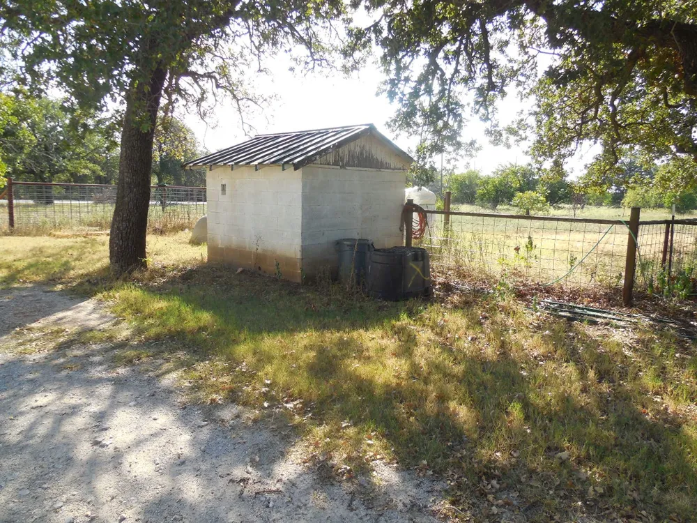 2502 Highway 112 Eastland, TX 76448