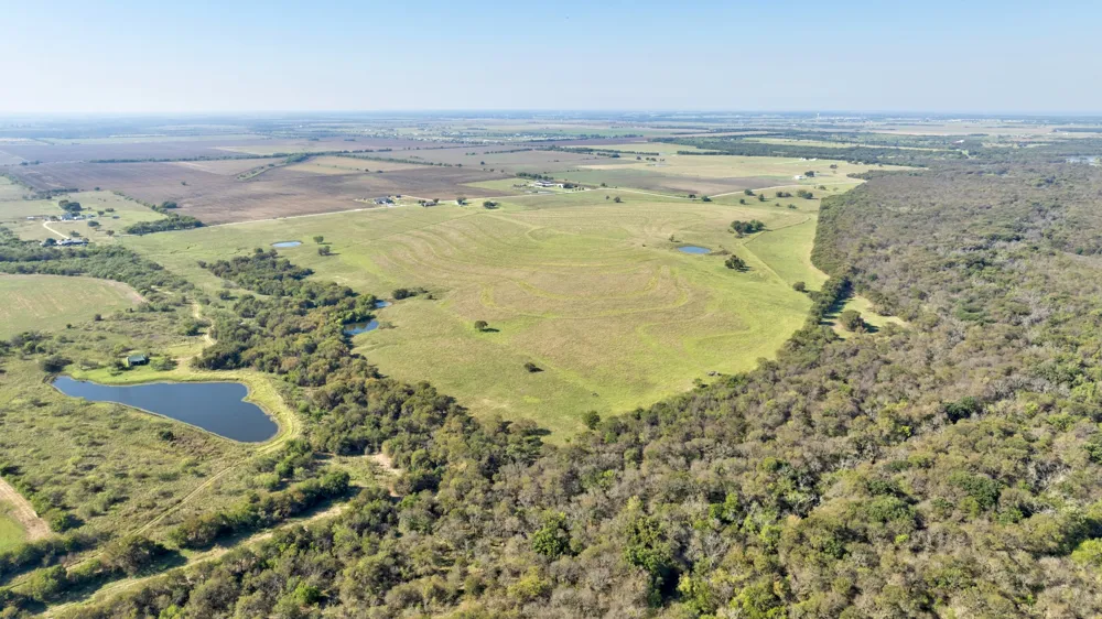 831 Baker Road Pilot Point, TX 76258