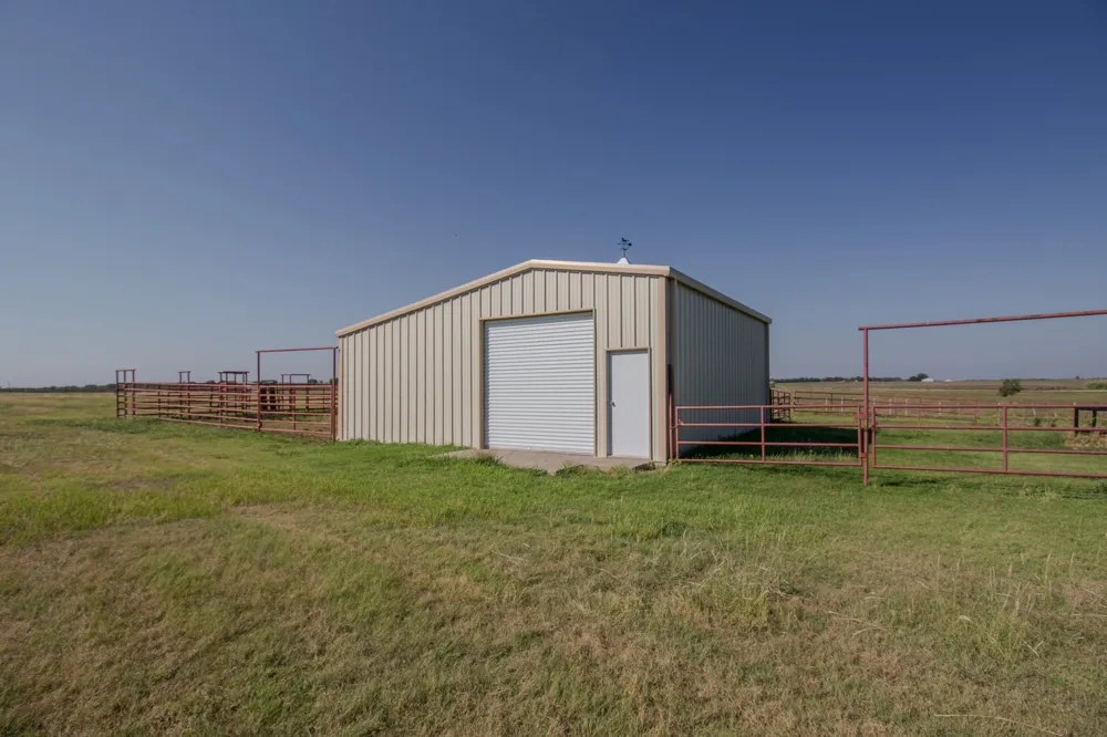 831 Baker Road Pilot Point, TX 76258