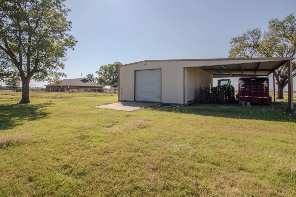 831 Baker Road Pilot Point, TX 76258