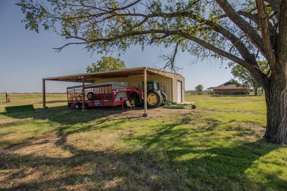 831 Baker Road Pilot Point, TX 76258