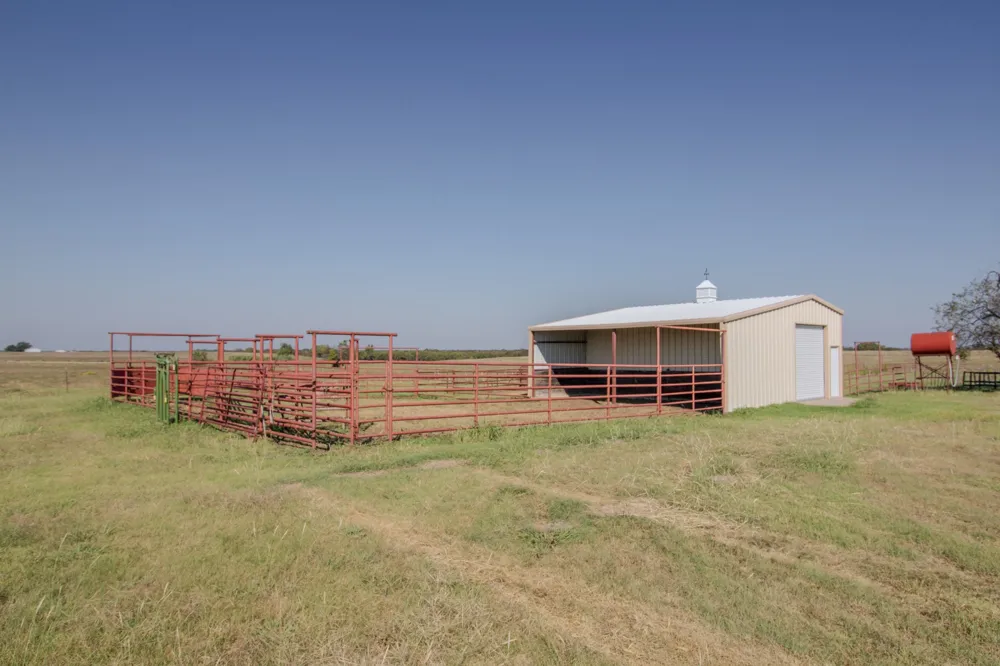 831 Baker Road Pilot Point, TX 76258