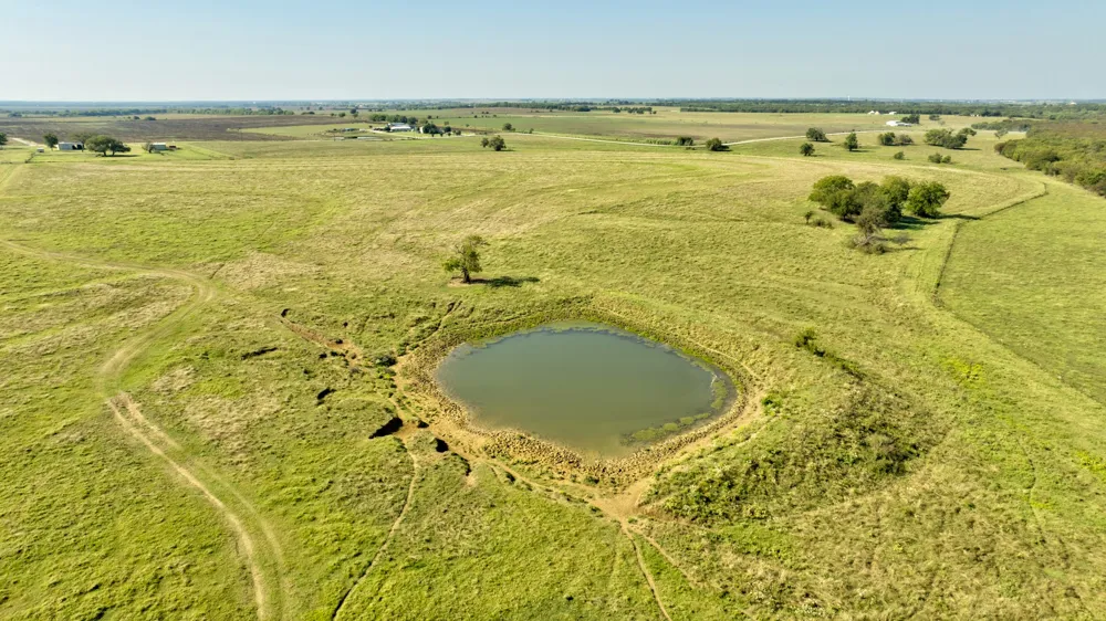 831 Baker Road Pilot Point, TX 76258