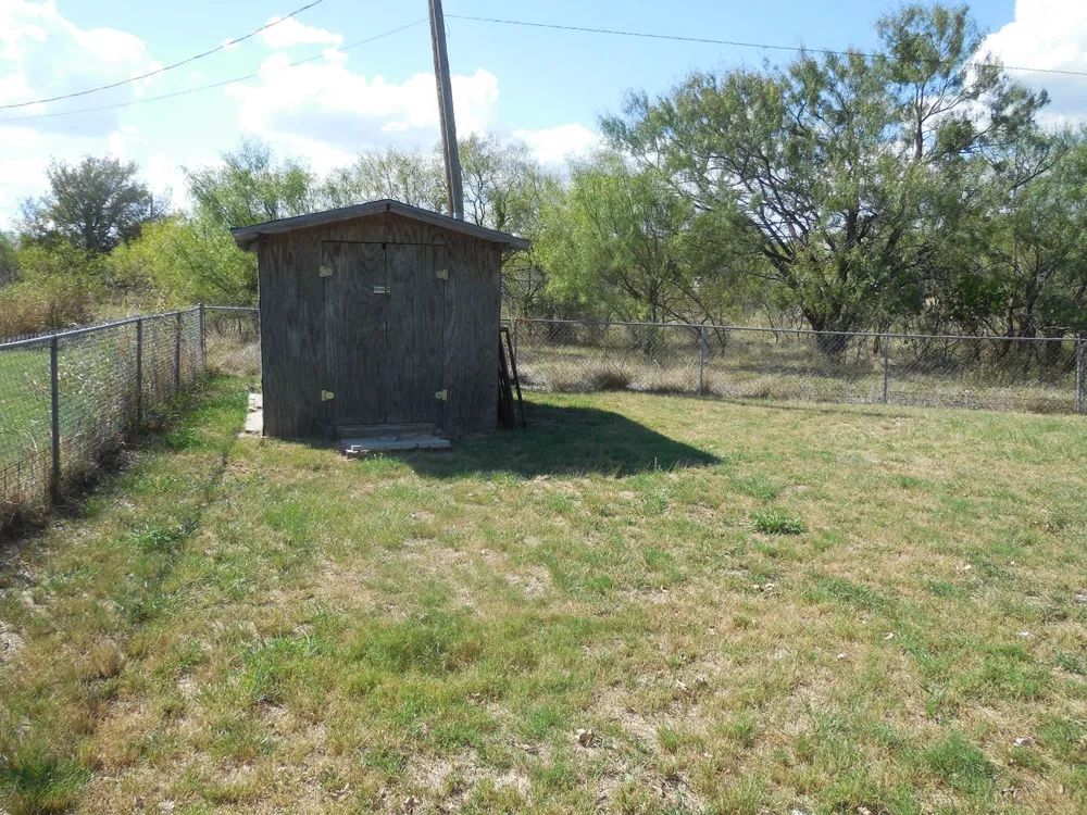 1220 Meadowbrook Street Ranger, TX 76470