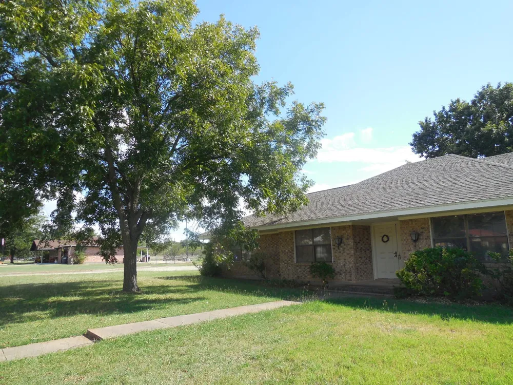 1220 Meadowbrook Street Ranger, TX 76470
