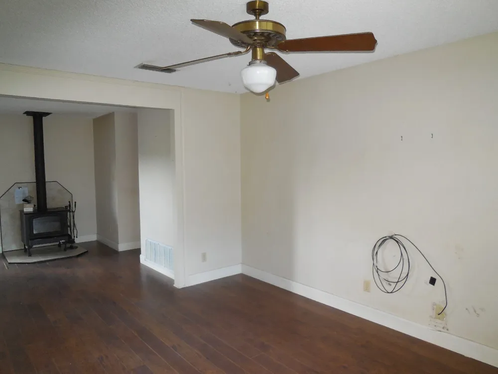 1220 Meadowbrook Street Ranger, TX 76470