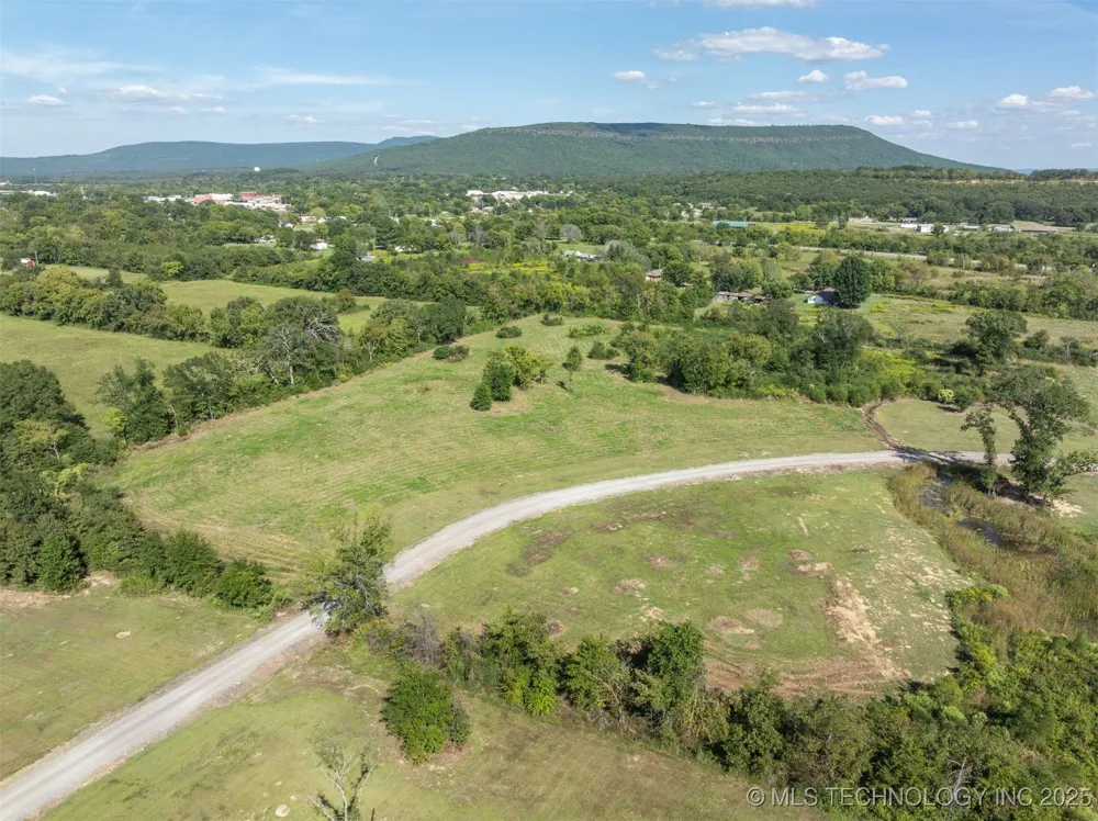 23000 Hideaway Drive Heavener, OK 74937