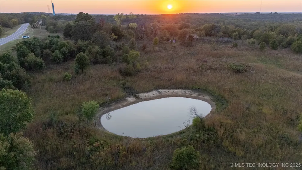 Highway 9 Dustin, OK 74839