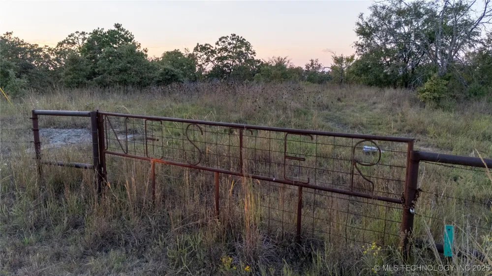 Highway 9 Dustin, OK 74839