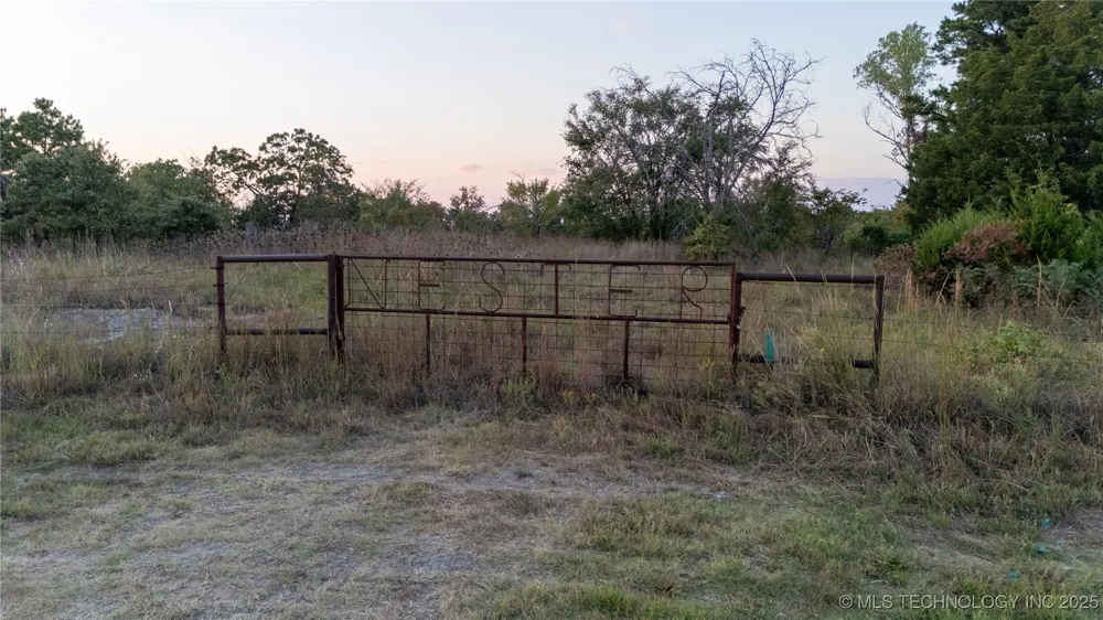 Highway 9 Dustin, OK 74839