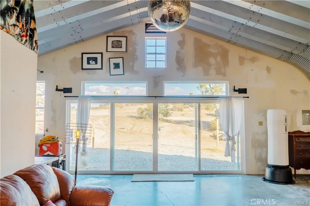 48317 Burns Canyon Pioneertown, CA 92268