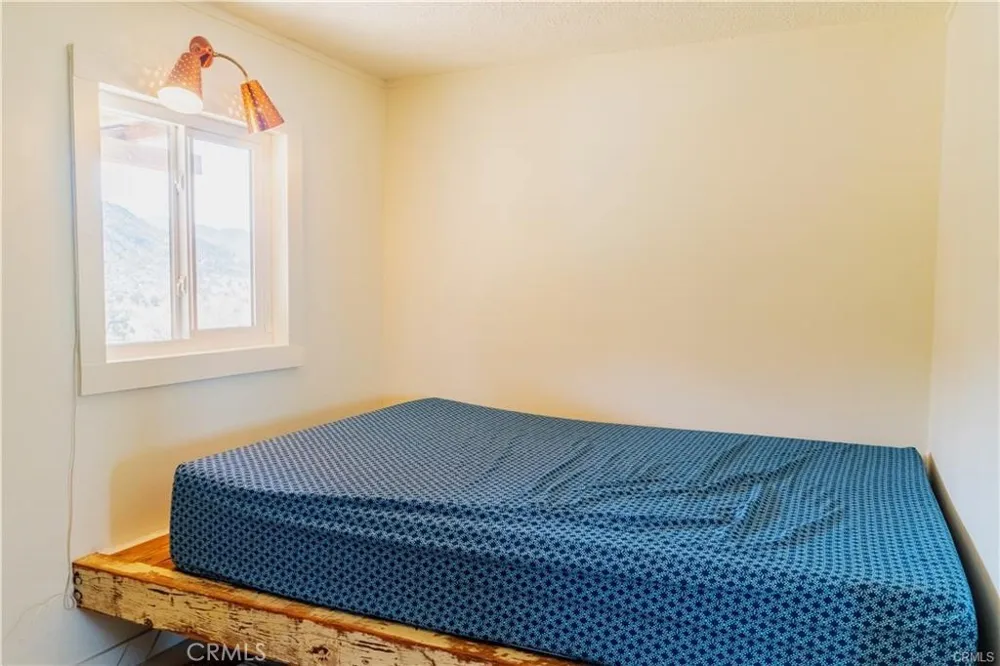48317 Burns Canyon Pioneertown, CA 92268