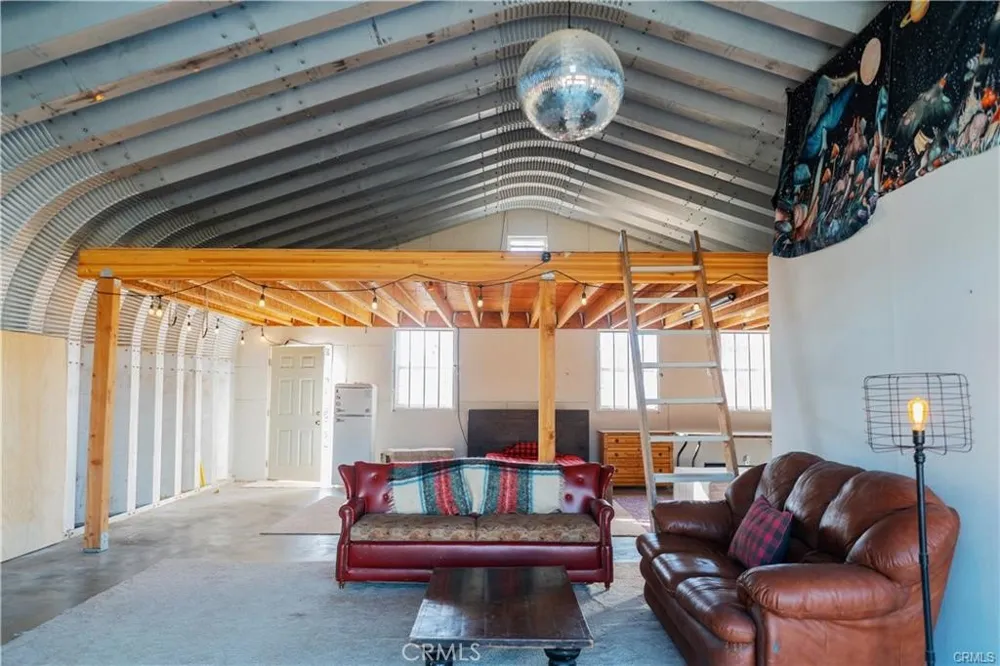 48317 Burns Canyon Pioneertown, CA 92268