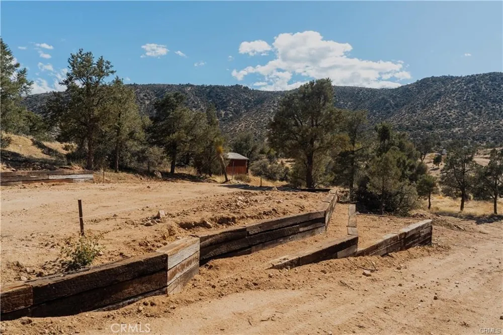 48317 Burns Canyon Pioneertown, CA 92268