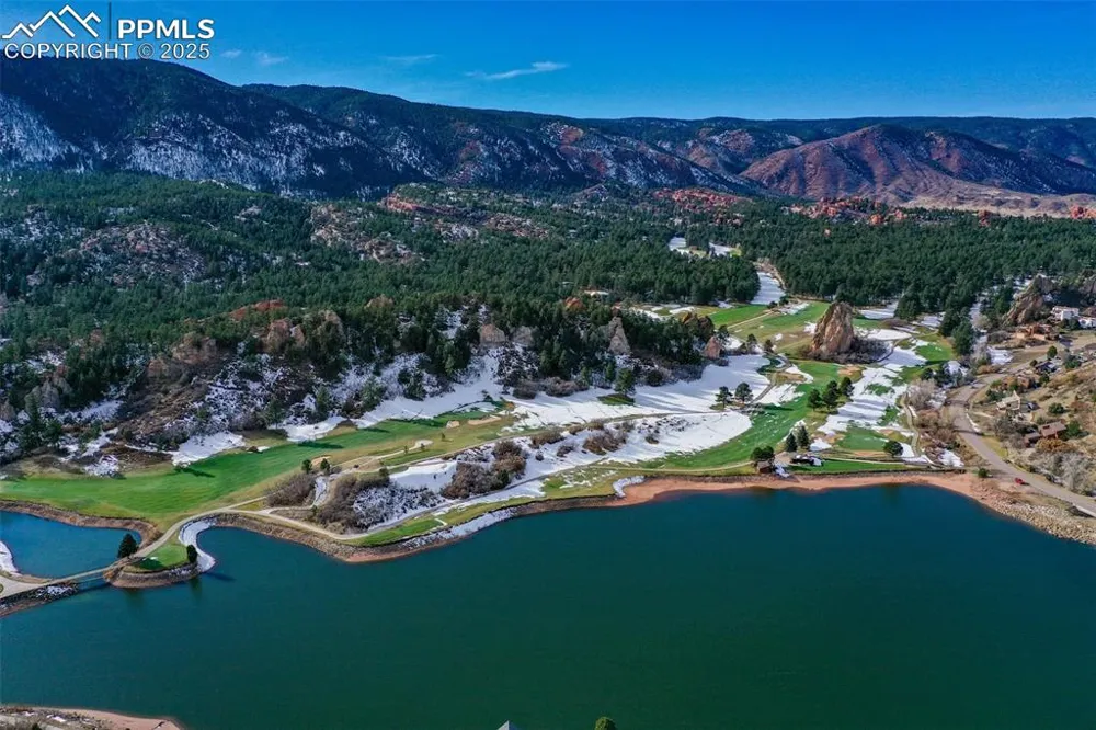 5741 Country Club Drive Larkspur, CO 80118