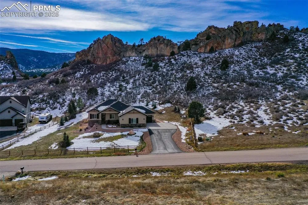 5741 Country Club Drive Larkspur, CO 80118