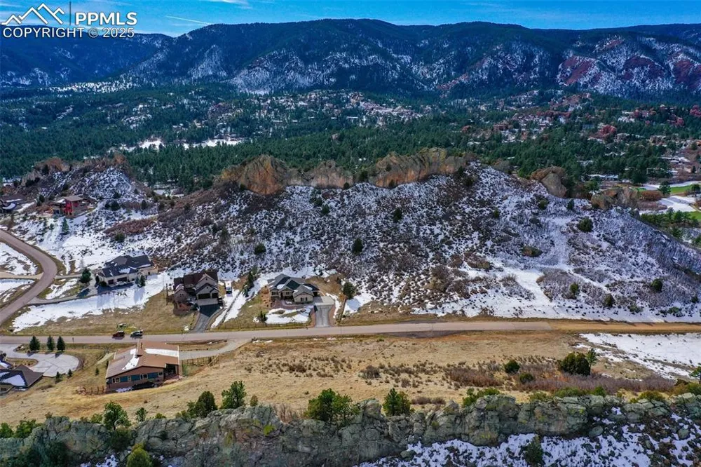 5741 Country Club Drive Larkspur, CO 80118