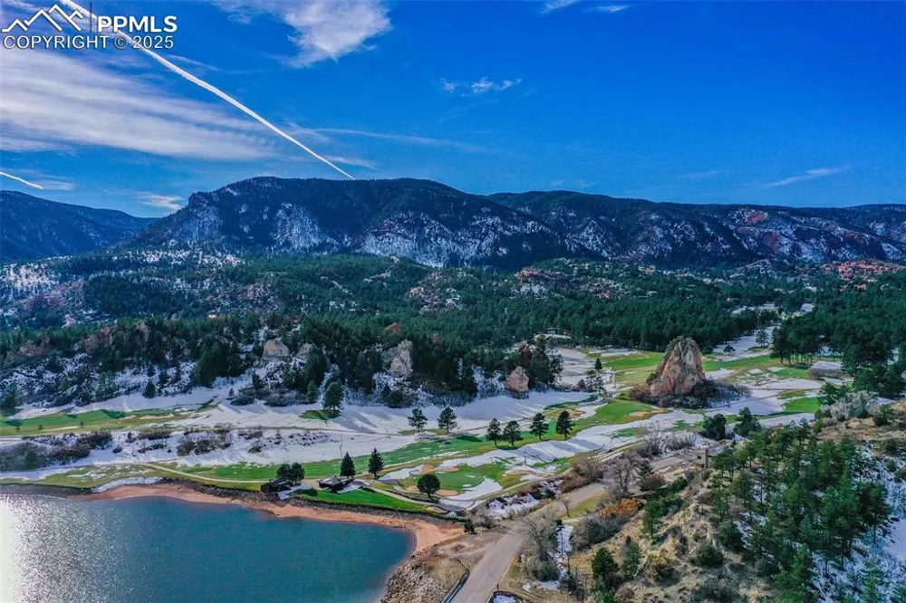 5741 Country Club Drive Larkspur, CO 80118