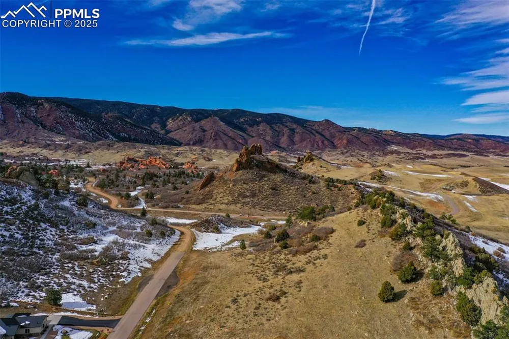 5741 Country Club Drive Larkspur, CO 80118