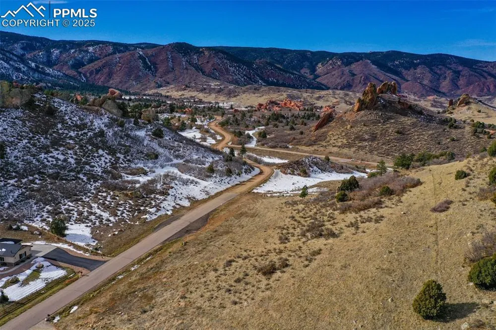 5741 Country Club Drive Larkspur, CO 80118