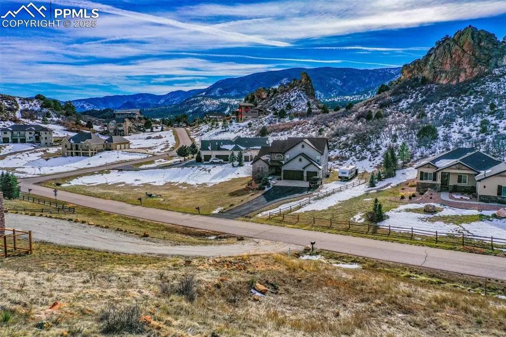 5741 Country Club Drive Larkspur, CO 80118