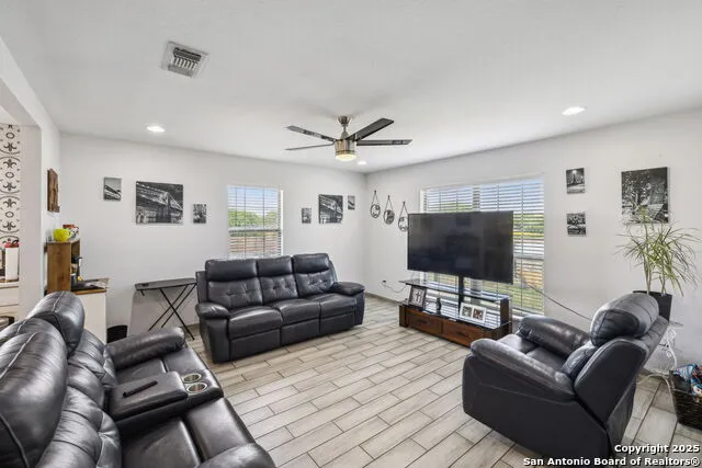 2355 Stuart Rd Adkins, TX 78101