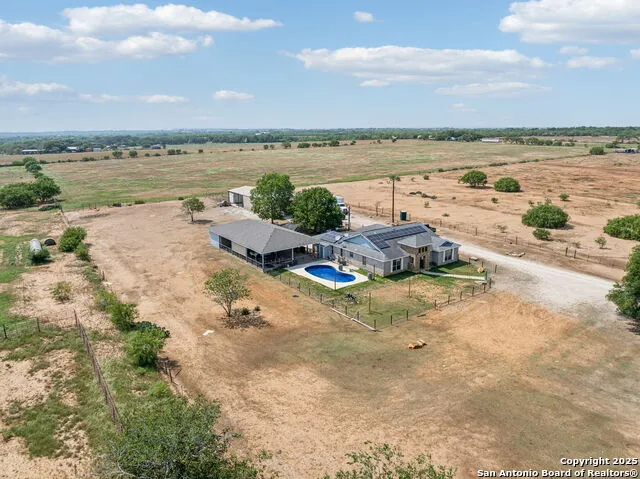 2355 Stuart Rd Adkins, TX 78101