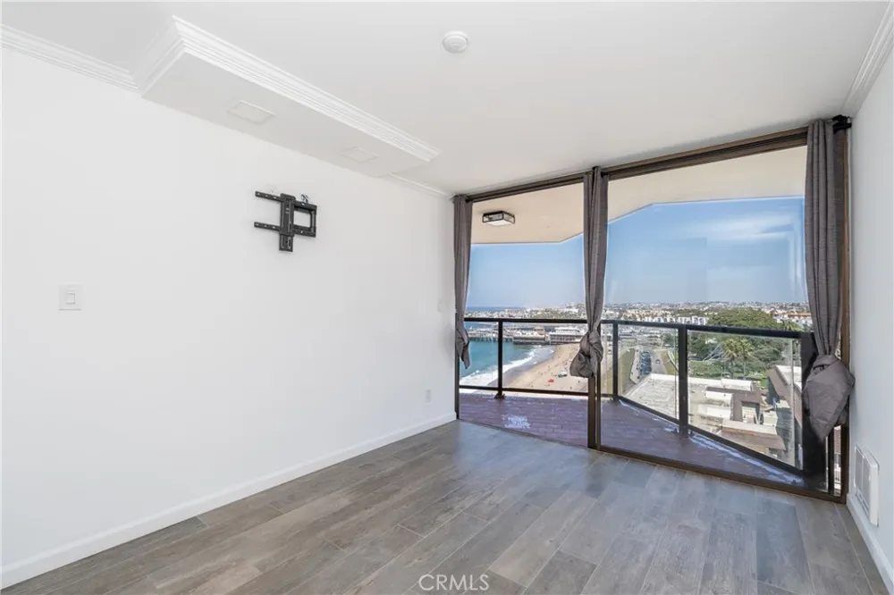 531 Esplanade #713 Redondo Beach, CA 90277