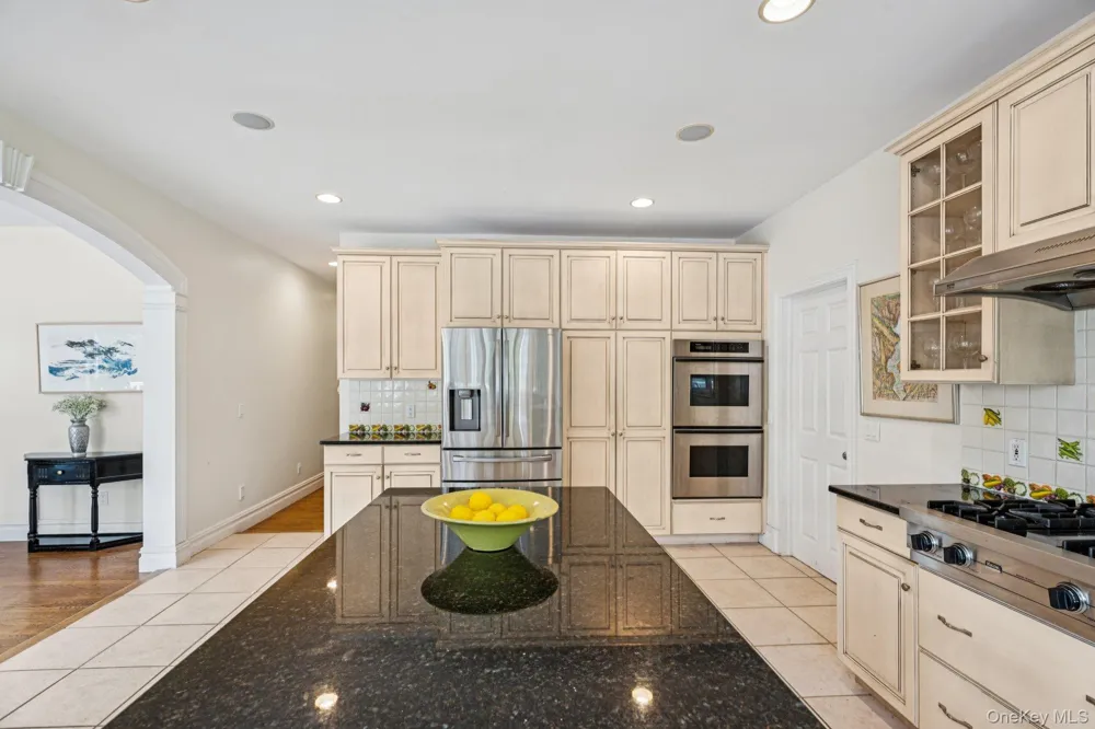 12 Laila Lane Remsenburg, NY 11960
