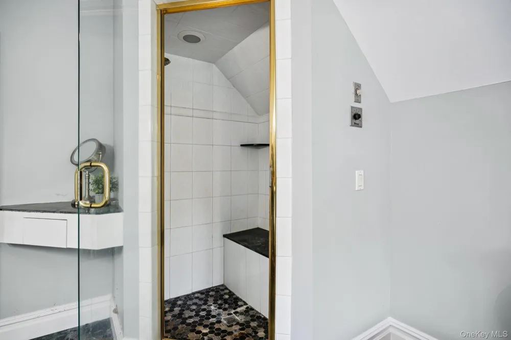 12 Laila Lane Remsenburg, NY 11960