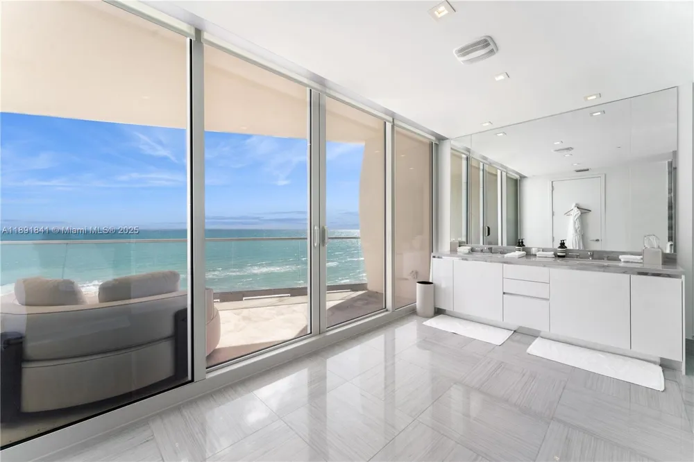 16901 Collins Ave #805 Sunny Isles Beach, FL 33160