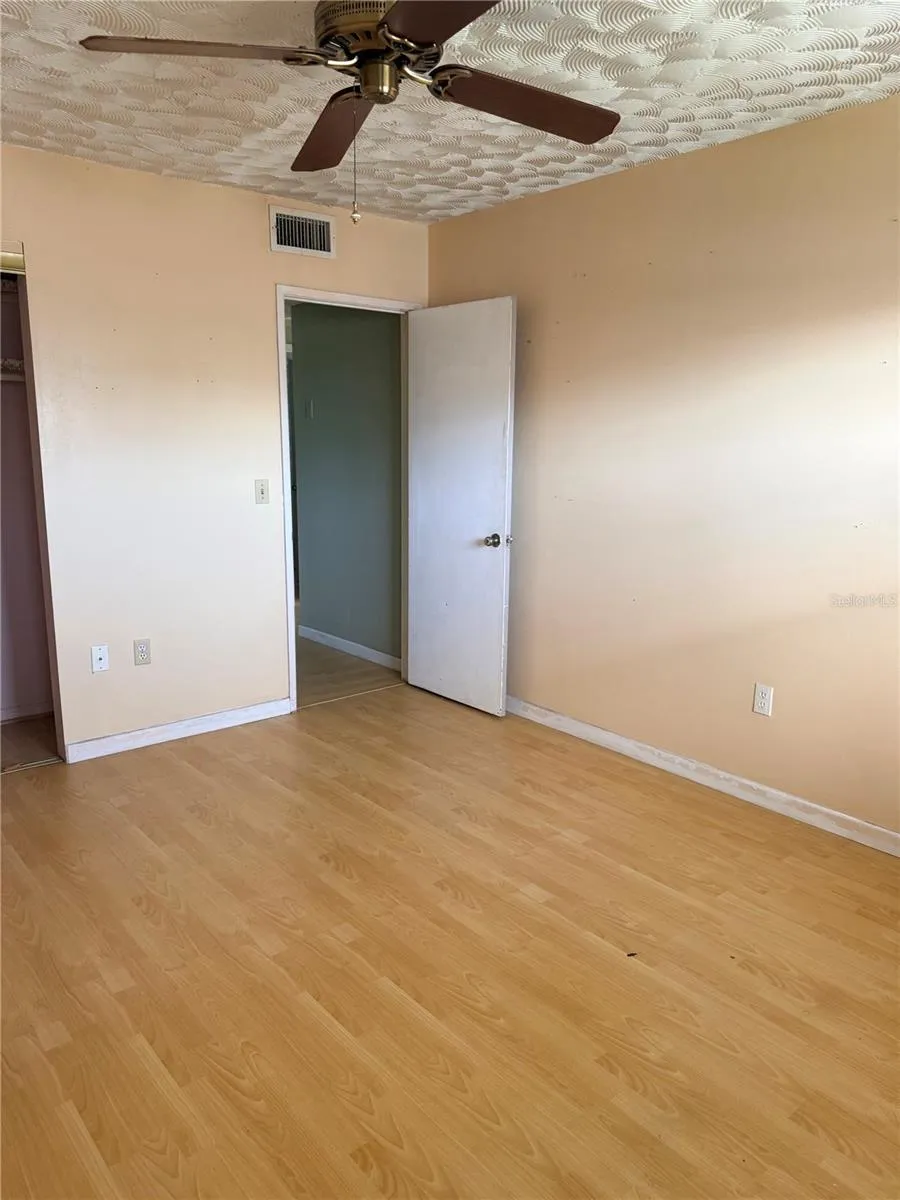 5900 21ST STREET #10 St Petersburg, FL 33714